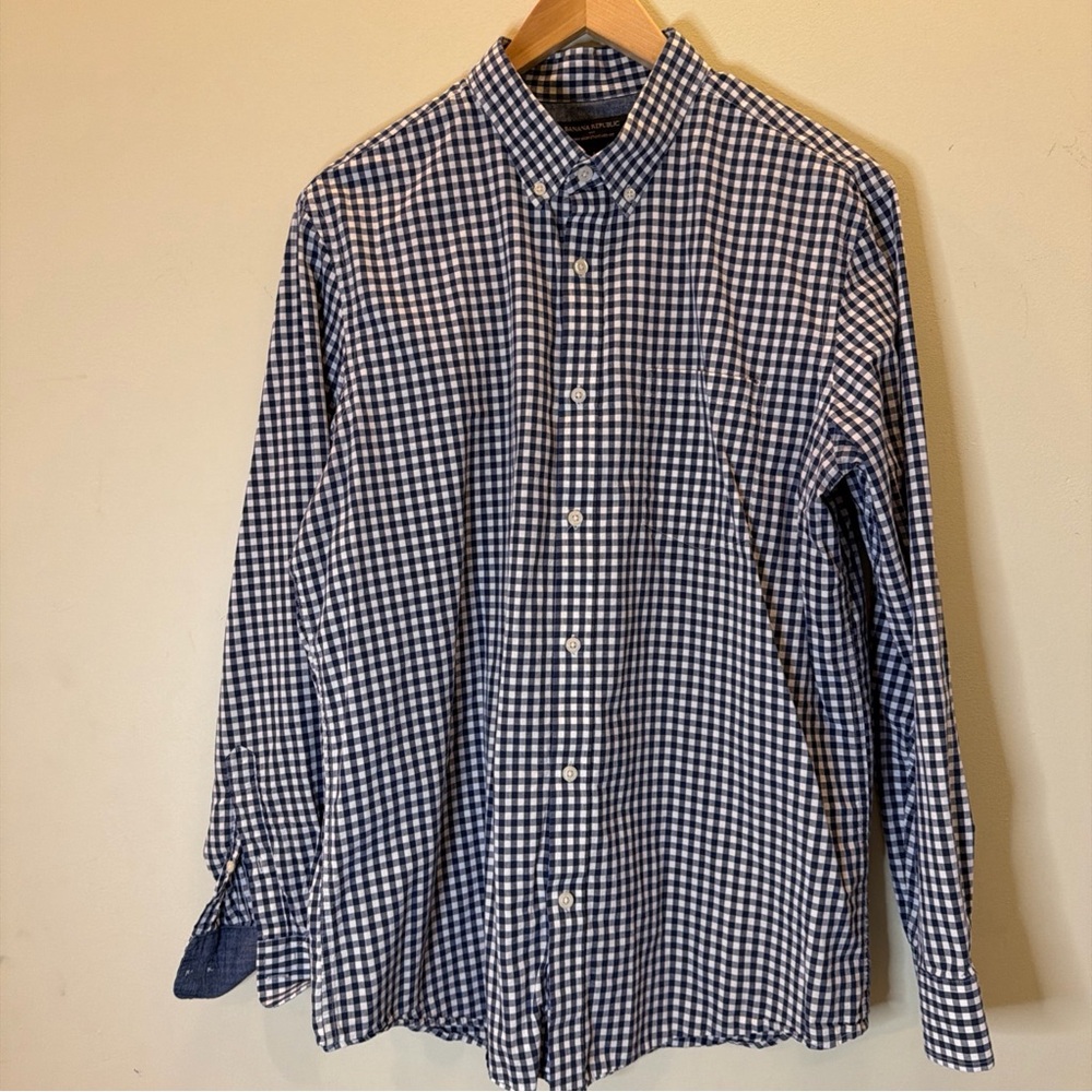Banana Republic Mens Dress Shirt Large Blue White Plaid Standard Fit Button Down